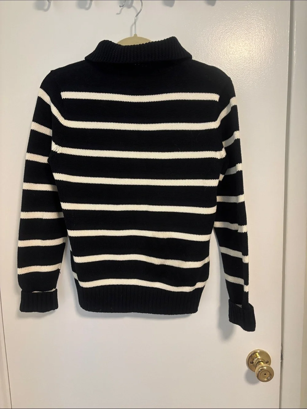 Vintage Women’s LRL Black and White Striped Knit Pullover Sweater